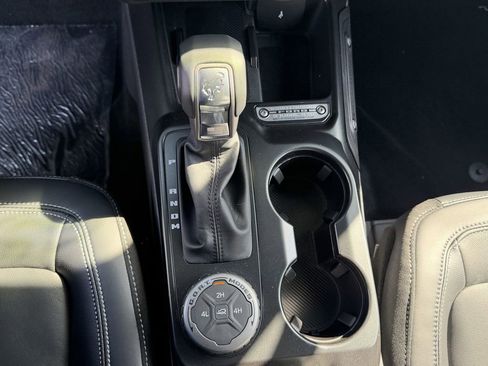 New 2026 Ford Bronco Outer Banks AWD/4WD image 16