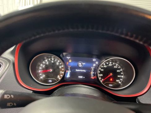 Used 2020 Jeep Compass Trailhawk AWD/4WD image 28
