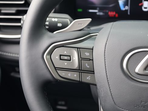 Used 2026 Lexus IS 350 F Sport RWD image 18