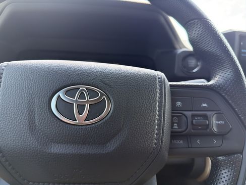 New 2026 Toyota Tacoma SR5 AWD/4WD image 28