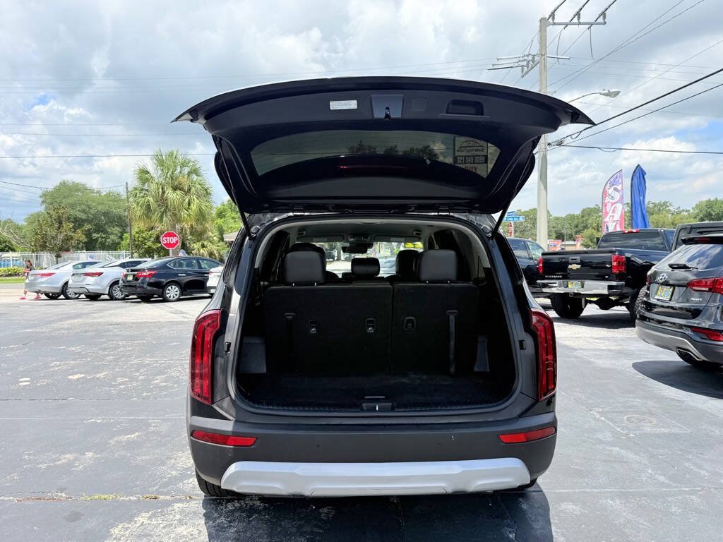 Used 2022 Kia Telluride LX FWD image 6
