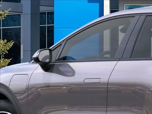 New 2026 Chevrolet Equinox EV LT image 12