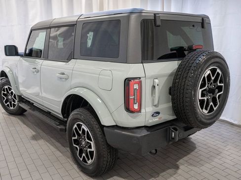 Used 2024 Ford Bronco Outer Banks image 4