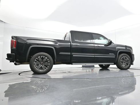 Used 2017 GMC Sierra 1500 Denali w/ Denali Ultimate Package AWD/4WD image 51
