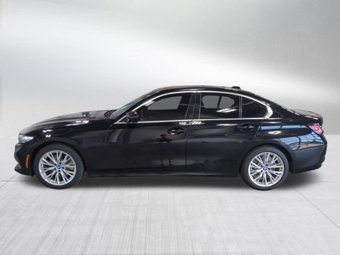 Used 2024 BMW 330e xDrive image 4