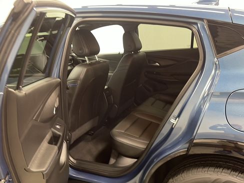 Used 2025 Buick Envista Sport Touring w/ Convenience I Package FWD image 14
