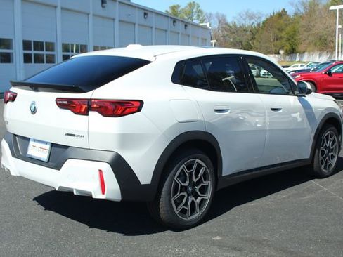 New 2026 BMW X2 xDrive28i w/ Technology Package image 9
