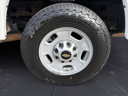 Used 2019 Chevrolet Silverado 2500 W/T w/ WT Convenience Package image 40