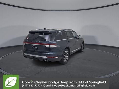Used 2023 Lincoln Aviator Reserve w/ Elements Package Plus AWD/4WD image 14