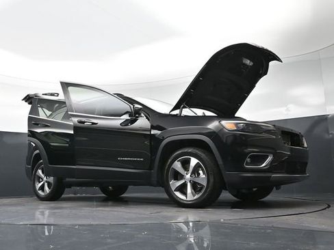 Used 2022 Jeep Cherokee Limited image 30