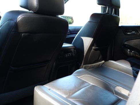 Used 2017 Chevrolet Tahoe LT image 39