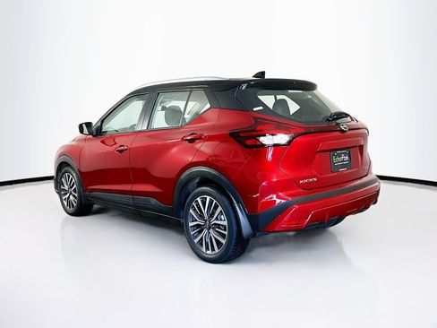 Used 2024 Nissan Kicks SV image 5