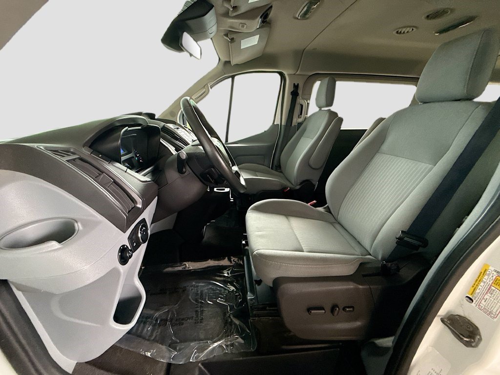 Used 2015 Ford Transit 150 XLT RWD image 19
