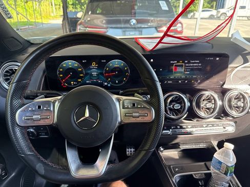 Used 2023 Mercedes-Benz GLB 250 w/ AMG Line image 13