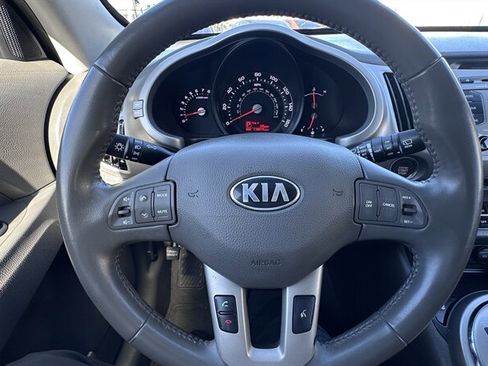Used 2016 Kia Sportage EX image 16