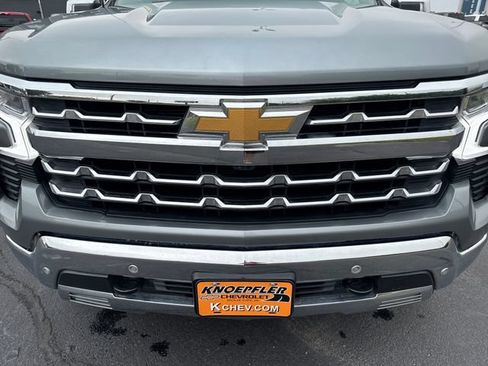 Used 2023 Chevrolet Silverado 1500 LTZ AWD/4WD image 34