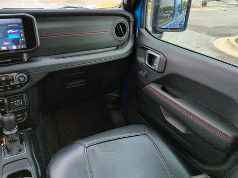 Certified 2024 Jeep Gladiator Rubicon image 16