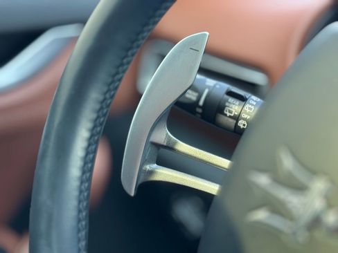 Certified 2022 Maserati Levante Modena image 41