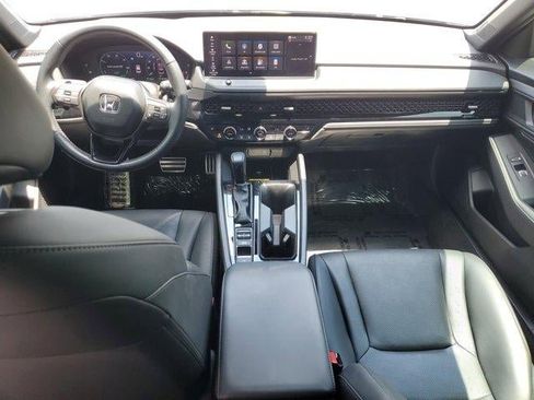 Used 2025 Honda Accord Sport image 14