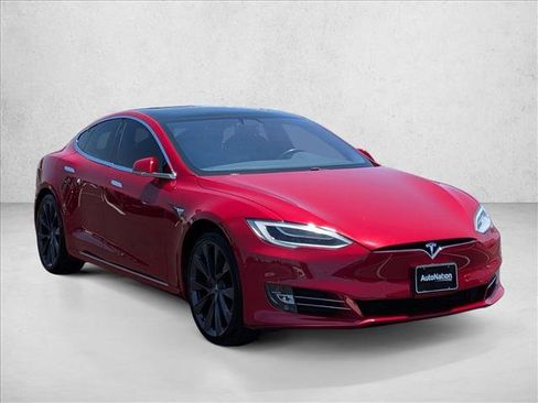 Used 2020 Tesla Model S Performance AWD/4WD image 3