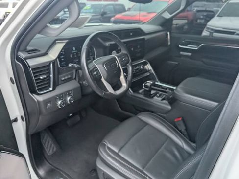 Used 2024 GMC Sierra 1500 Denali AWD/4WD image 14