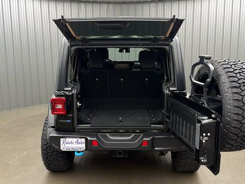 Used 2024 Jeep Wrangler Unlimited AWD/4WD image 18