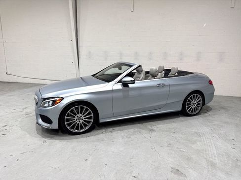 Used 2017 Mercedes-Benz C 300 Cabriolet image 29