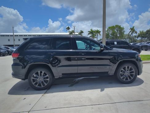 Used 2019 Jeep Grand Cherokee High Altitude RWD image 4