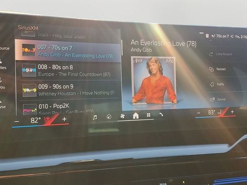 Used 2025 BMW 530i xDrive image 19