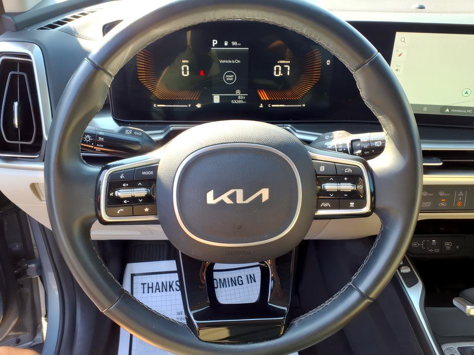 Used 2025 Kia Sorento S w/ Panoramic Sunroof Package FWD image 25