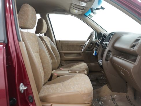 Used 2004 Honda CR-V LX image 11