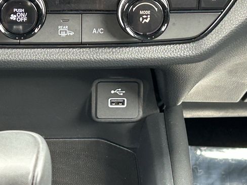 Certified 2025 Honda HR-V Sport image 16