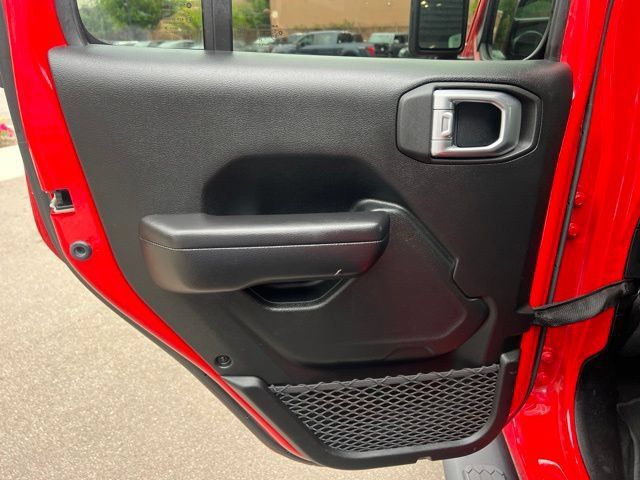 Used 2021 Jeep Wrangler Unlimited Sport AWD/4WD image 15