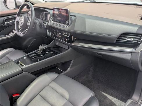 Certified 2022 Nissan Rogue SV w/ SV Premium Package FWD image 22