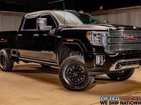 Used 2021 GMC Sierra 2500 Denali w/ Denali Black Diamond Edition image 1