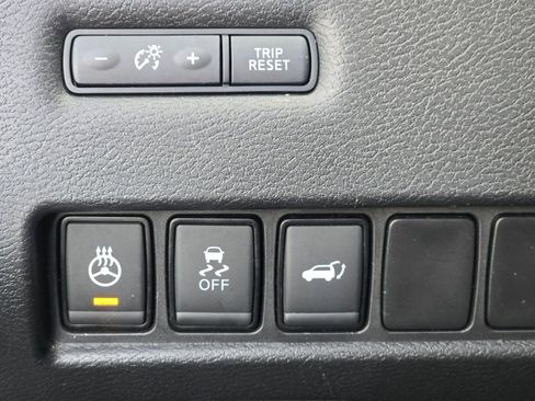 Used 2018 Nissan Murano SL image 32