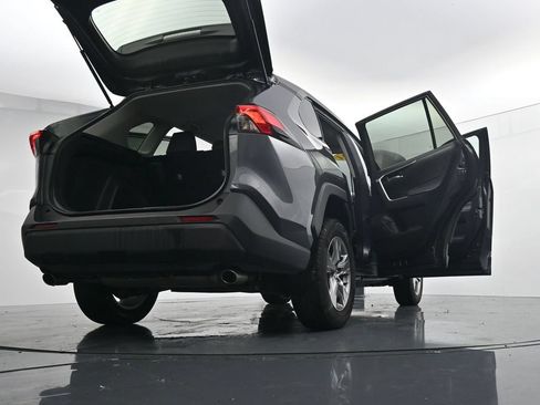 Used 2024 Toyota RAV4 XLE FWD image 45