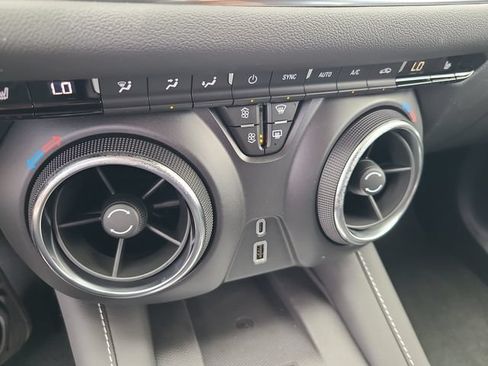 New 2026 Chevrolet Blazer LT w/ Convenience Package FWD image 30