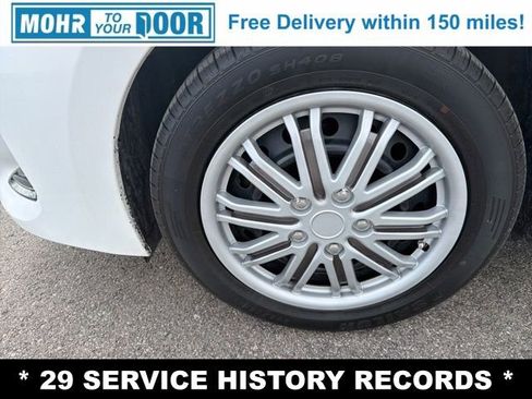 Used 2017 Toyota Corolla LE image 9