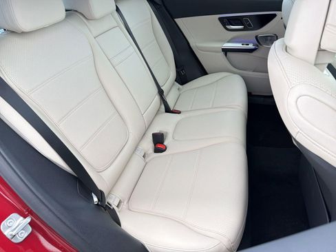 New 2026 Mercedes-Benz GLC 300 4MATIC image 30