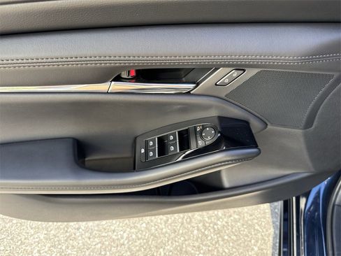 Certified 2023 MAZDA MAZDA3 s image 40