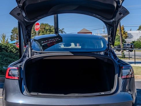 Used 2023 Tesla Model 3 Performance image 23