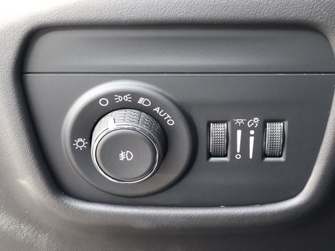 New 2025 Jeep Grand Cherokee L Summit image 12