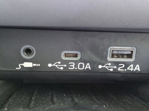 Used 2025 Subaru Outback Limited XT AWD/4WD image 30