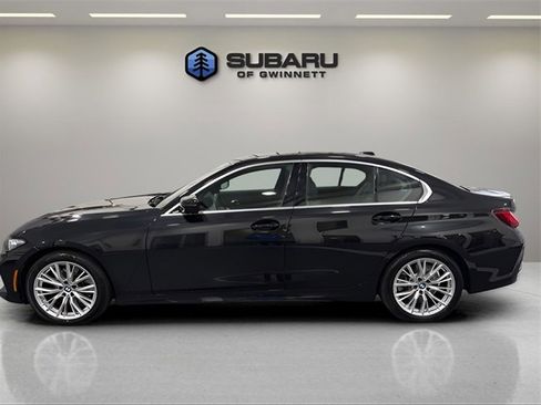 Used 2024 BMW 330i Sedan image 2