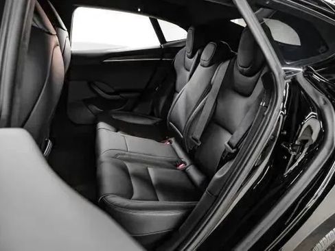 Used 2022 Tesla Model S image 43