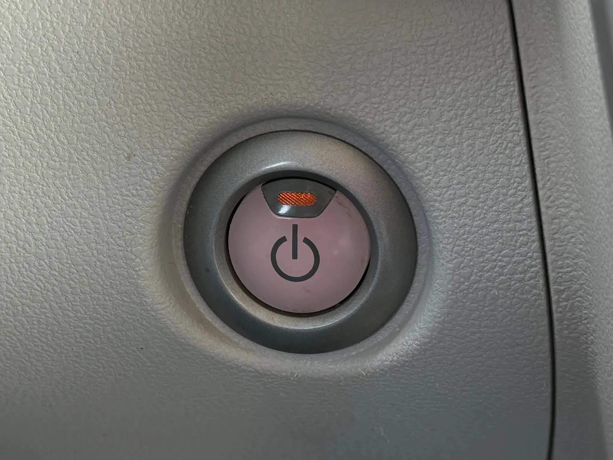 Used 2012 Nissan Leaf SL w/ Recycling/Organizational Pkg FWD image 25
