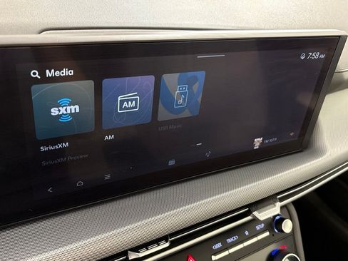 Used 2025 Hyundai Sonata SEL FWD image 32