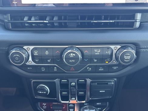 New 2026 Jeep Wrangler Unlimited Rubicon image 22