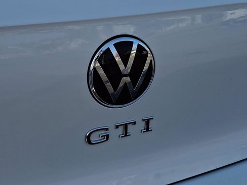 Used 2024 Volkswagen GTI SE image 37